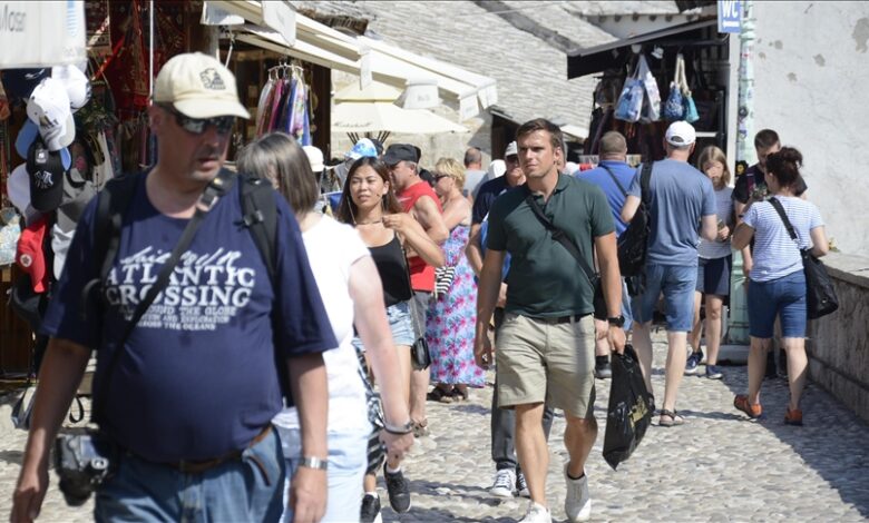 Ispunjeni bolnički kapaciteti, mjere se ne poštuju Ispunjeni bolnički kapaciteti, mjere se ne poštuju