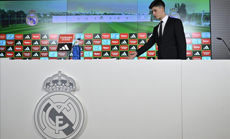 Real Madrid zvanično predstavio novo pojačanje Ardu Gulera Real Madrid zvanično predstavio novo pojačanje Ardu Gulera